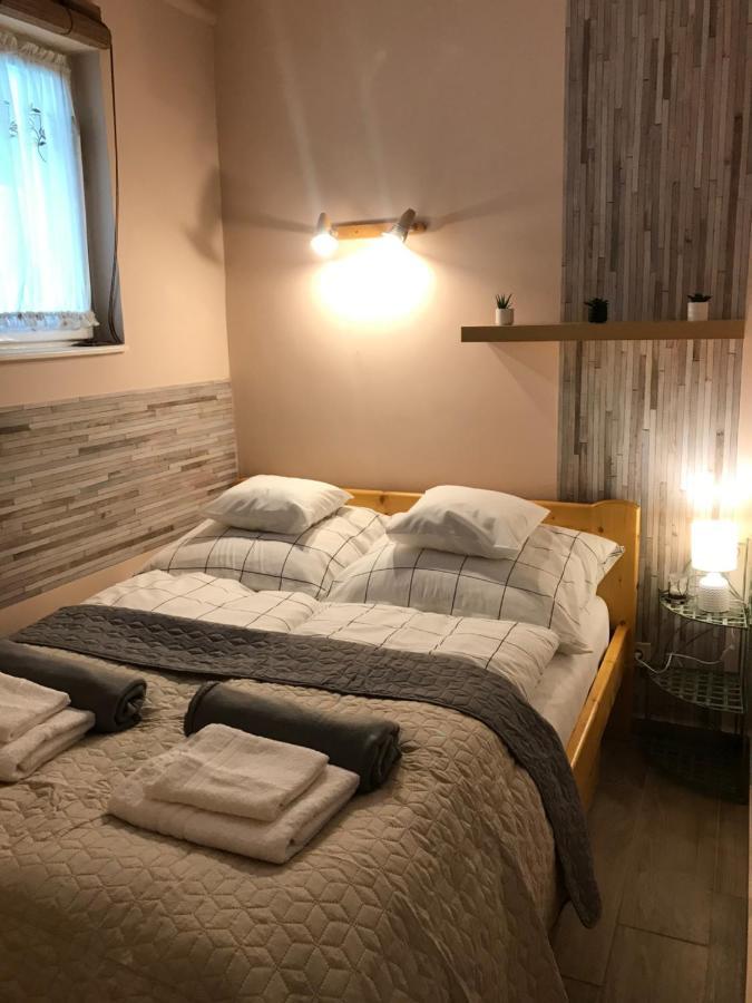 Dóm square-Centrum-Free Parking Appartement Szeged Buitenkant foto